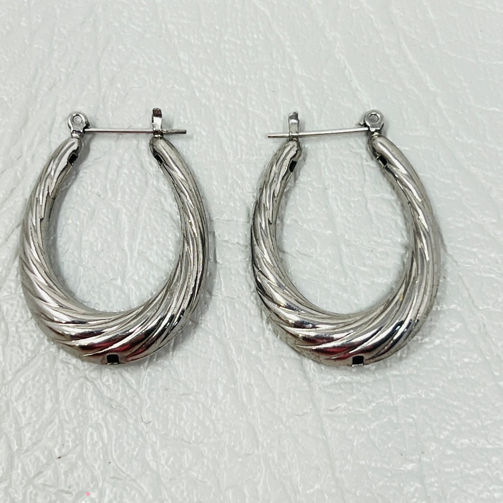 Silver‎ Tone Twisted Oval Hoop Earrings Textured High Polish Finish Drop